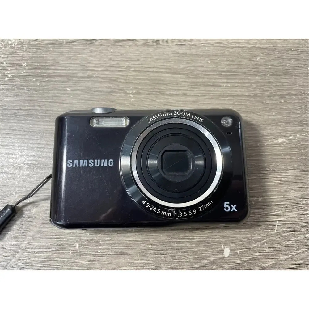 Samsung ES65 10.2MP Black Digital Camera Untested As Is No Charger Y2K Digicam